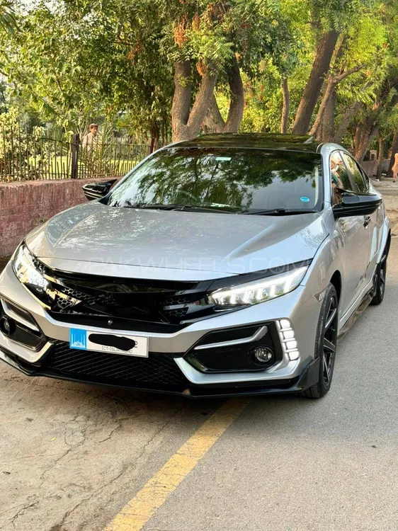 Honda Civic 2018 for Sale in Faisalabad Image-1