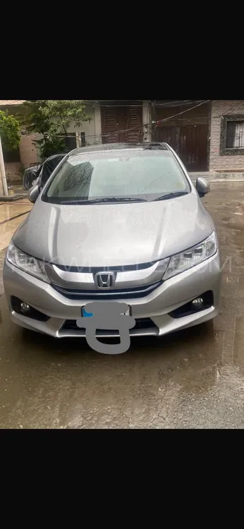 Honda Grace Hybrid 2016 for Sale in Lahore Image-1