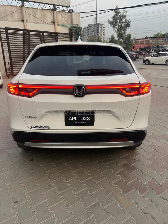 ہونڈا ایچ آر-وی 2022 for Sale in پشاور ہونڈا ایچ آر-وی 2022 for Sale in پشاور Image-3