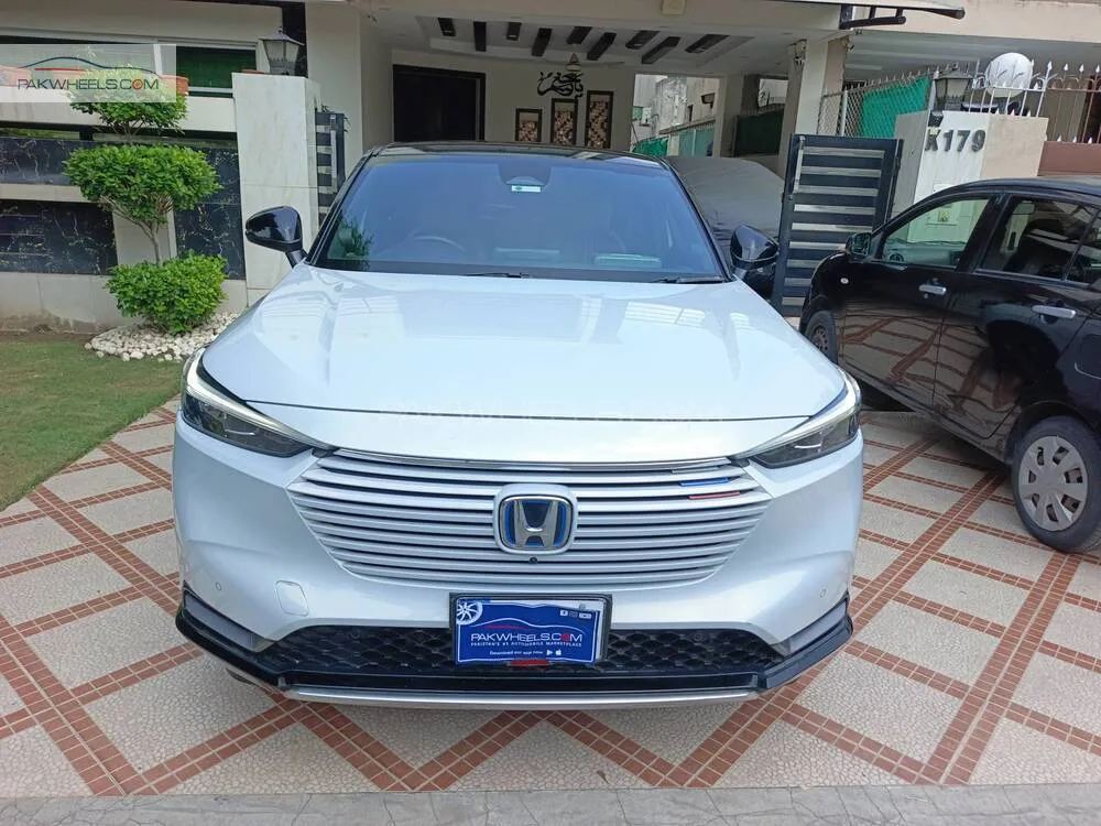 Honda Vezel 2022 for Sale in Lahore Image-1