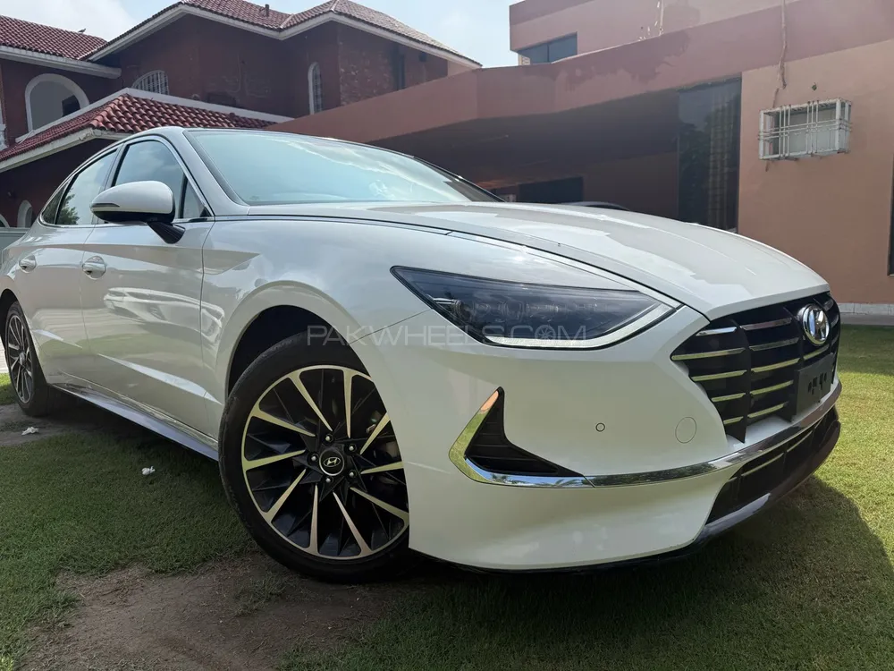 Hyundai Sonata 2021 for Sale in Lahore Image-1