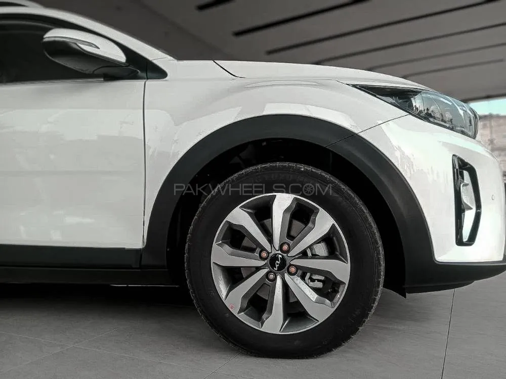 KIA Stonic 2025 for Sale in Karachi KIA Stonic 2025 for Sale in Karachi Image-4