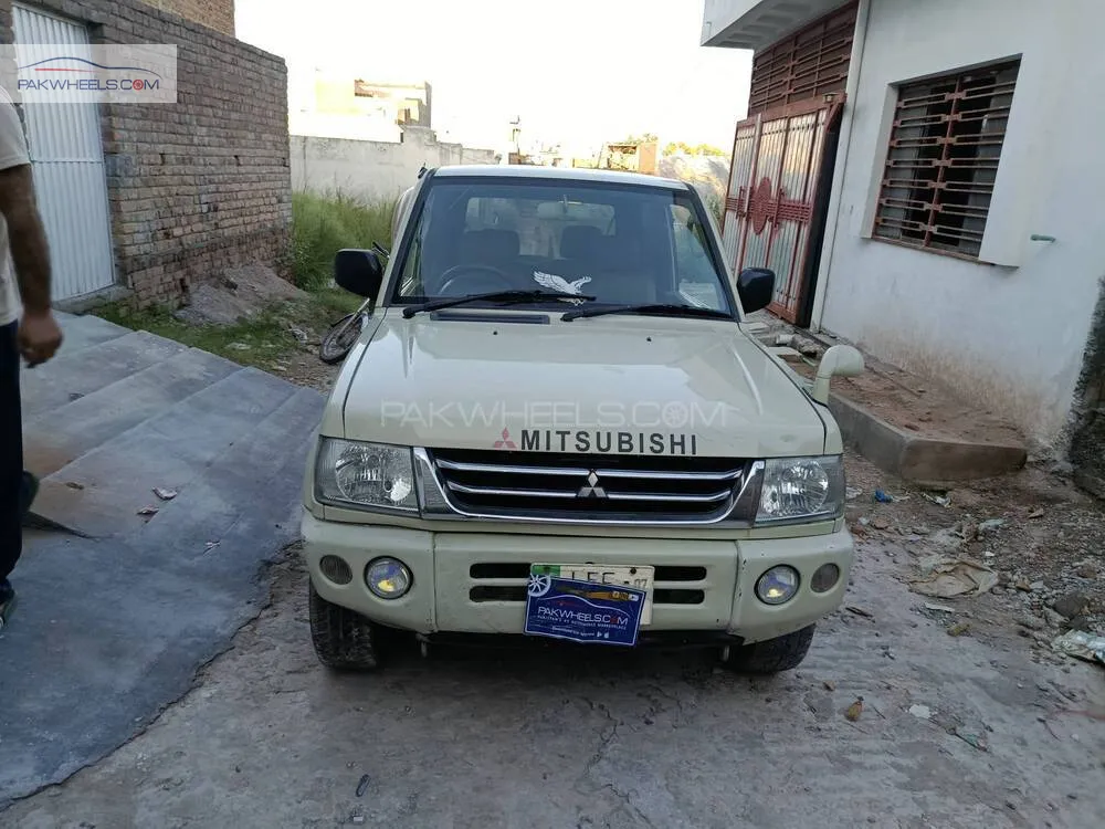 مٹسوبیشی پجیرو منی 2003 for Sale in اسلام آباد Image-1