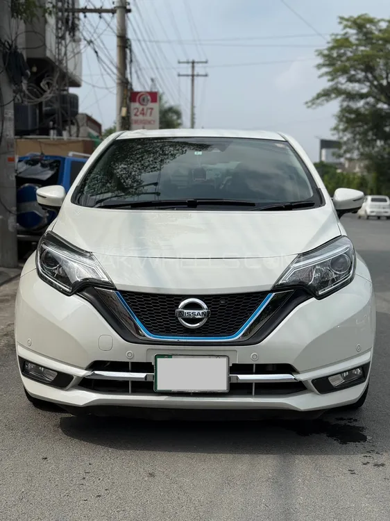 Nissan Note 2016 for Sale in Lahore Image-1