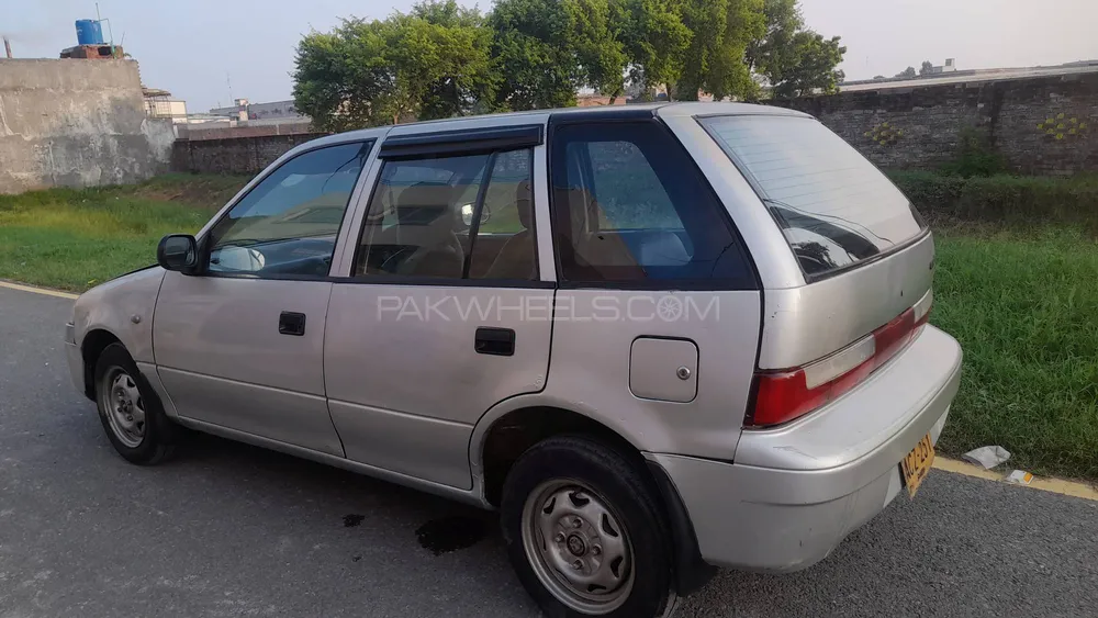 Suzuki Cultus 2000 for Sale in Lahore Image-1