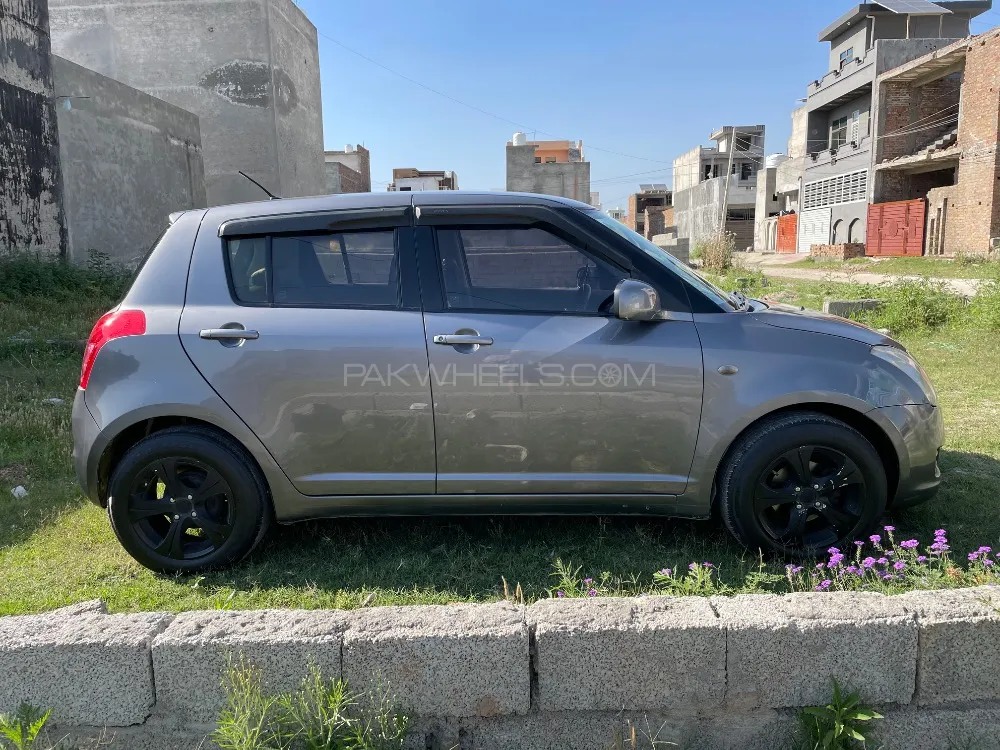 Suzuki Swift 2012 for Sale in Islamabad Image-1