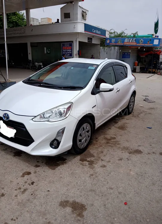 Toyota Aqua 2016 for Sale in Karachi Image-1