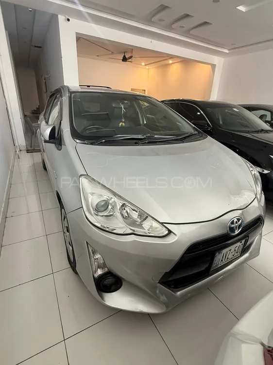 Toyota Aqua 2015 for Sale in Peshawar Image-1