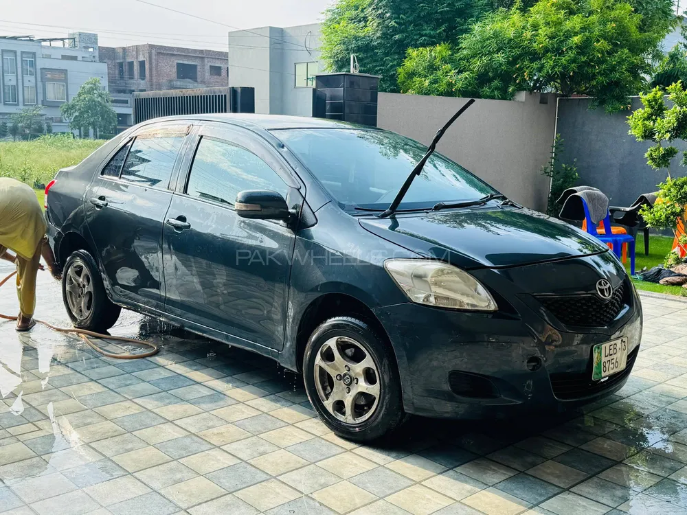 Toyota Belta 2009 for Sale in Lahore Image-1