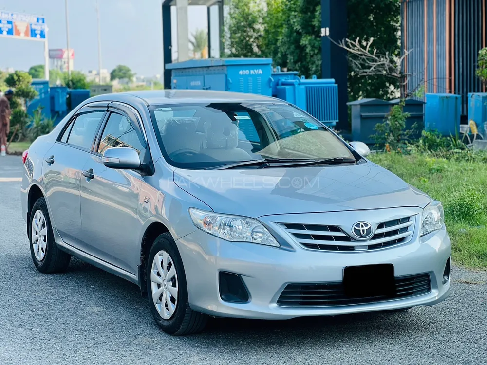 Toyota Corolla 2012 for Sale in Lahore Image-1