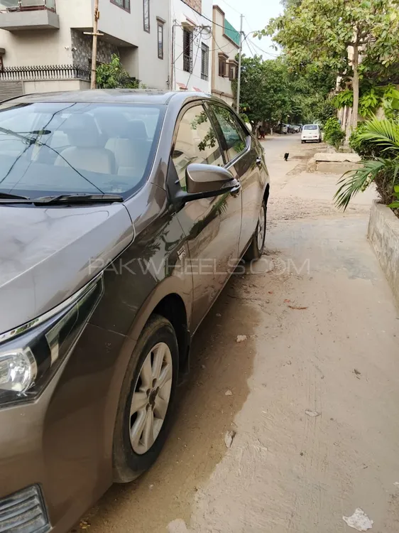 Toyota Corolla 2014 for Sale in Karachi Image-1