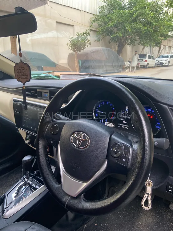 Toyota Corolla 2023 for Sale in Karachi Image-1