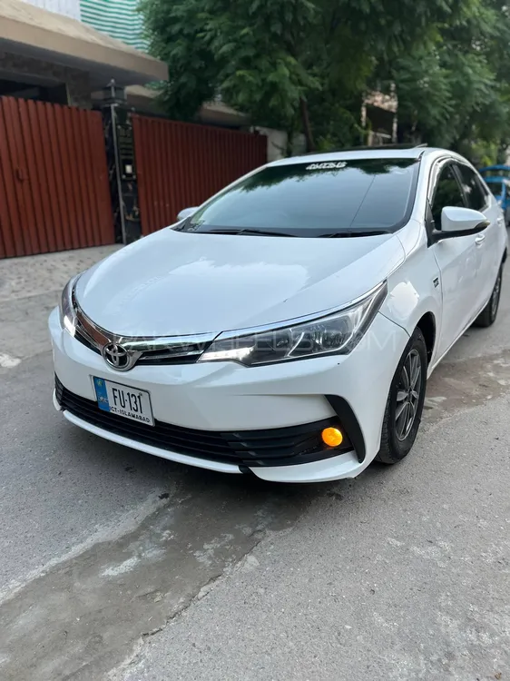 Toyota Corolla 2015 for Sale in Lahore Image-1