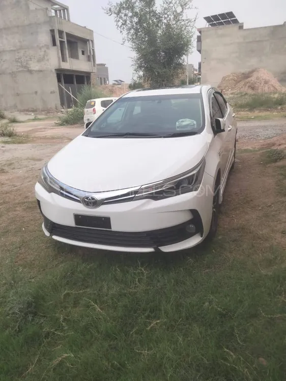 Toyota Corolla 2017 for Sale in Peshawar Image-1