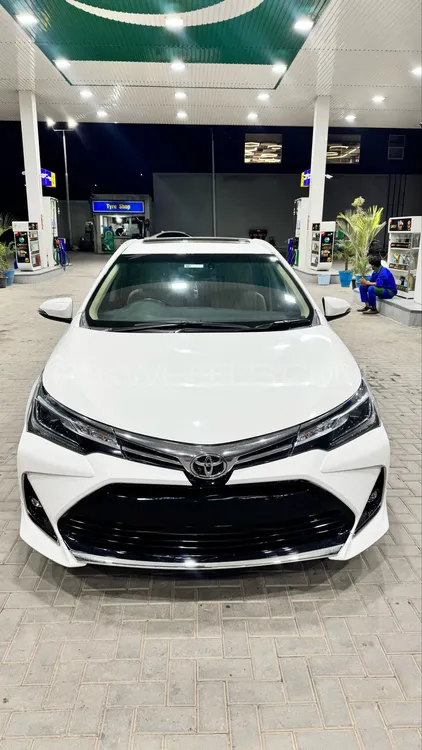 Toyota Corolla 2018 for Sale in Islamabad Image-1