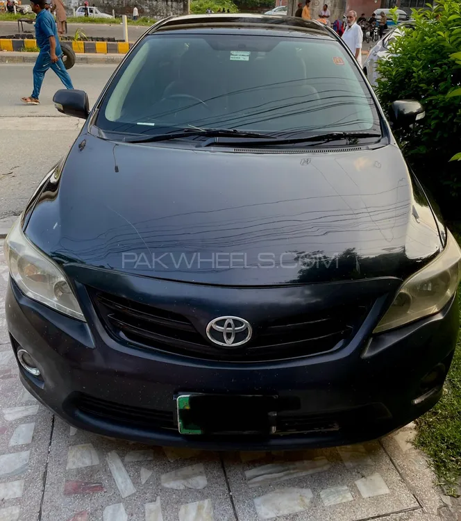 Toyota Corolla 2012 for Sale in Lahore Image-1