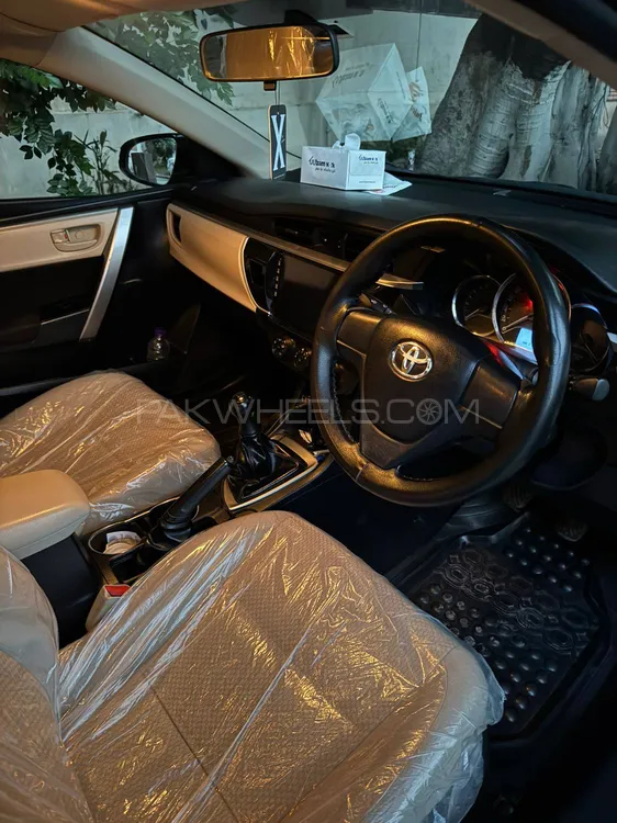 Toyota Corolla 2015 for Sale in Islamabad Image-1