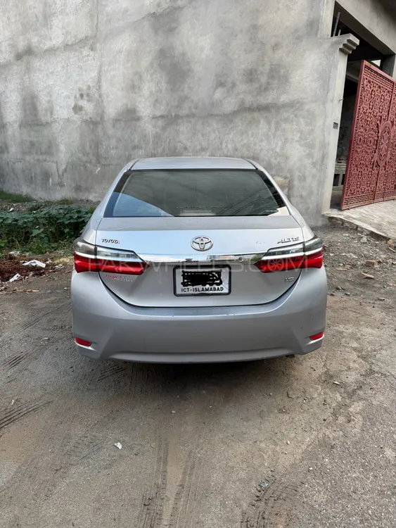 Toyota Corolla 2015 for Sale in Islamabad Image-1