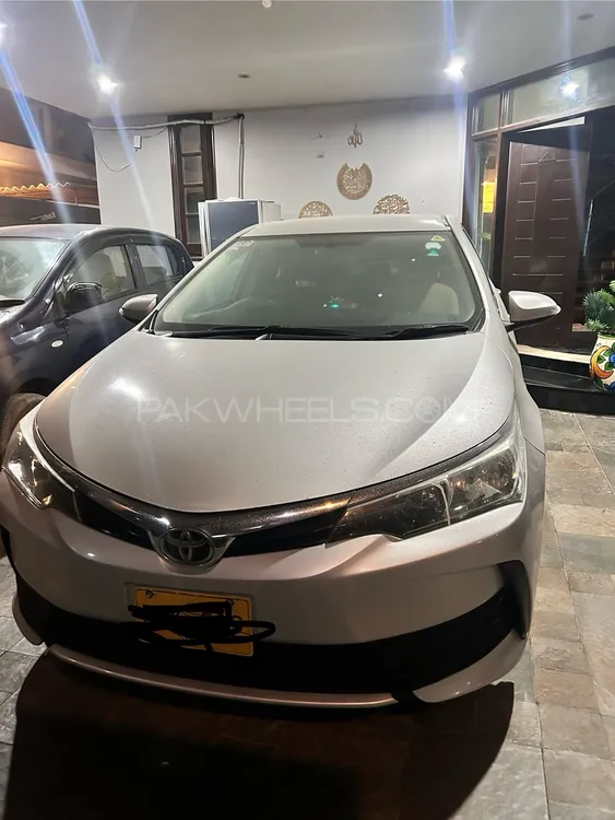 Toyota Corolla 2017 for Sale in Karachi Image-1