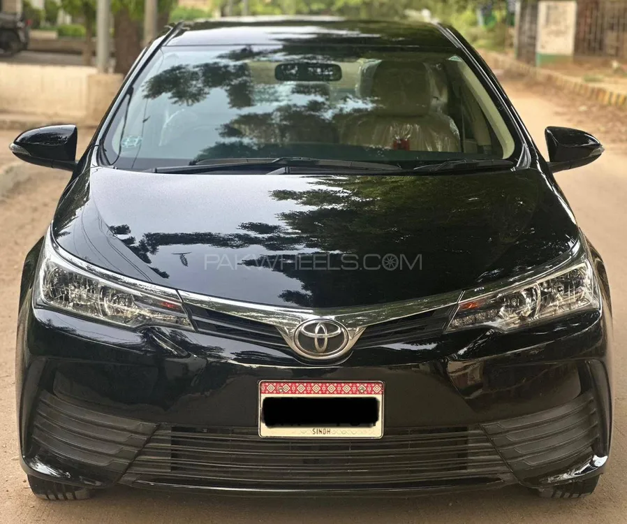 Toyota Corolla 2020 for Sale in Karachi Image-1