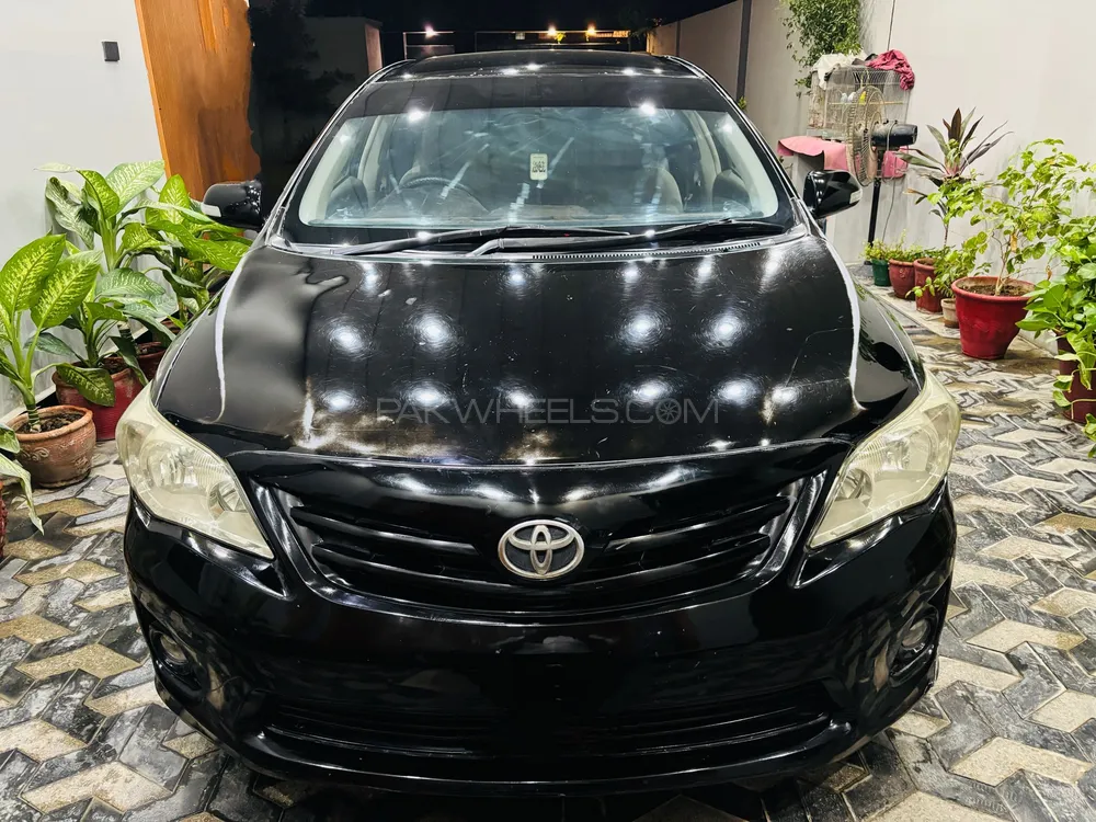 Toyota Corolla 2011 for Sale in Karachi Image-1
