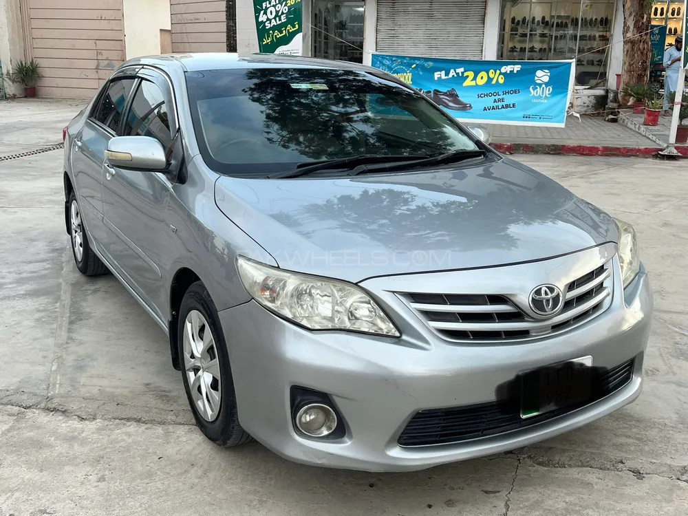 Toyota Corolla 2013 for Sale in Peshawar Image-1
