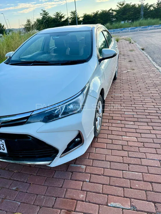 Toyota Corolla 2015 for Sale in Islamabad Image-1