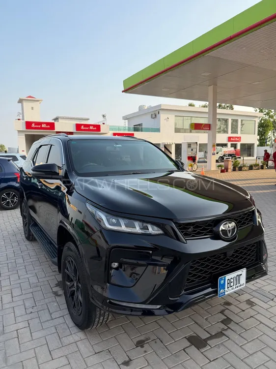 Toyota Fortuner 2024 for Sale in Islamabad Image-1