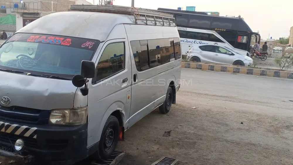 Toyota Hiace 2016 for Sale in Quetta Image-1