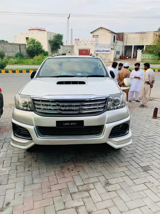 Toyota Hilux 2012 for Sale in Mandi bahauddin Image-1