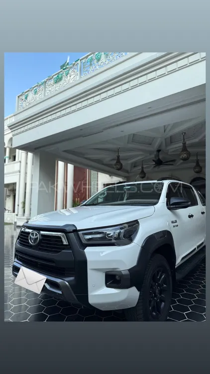 Toyota Hilux 2023 for Sale in Gujranwala Image-1