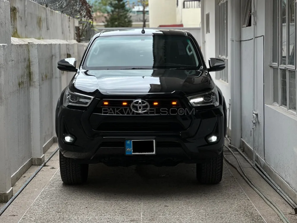 Toyota Hilux 2022 for Sale in Islamabad Image-1