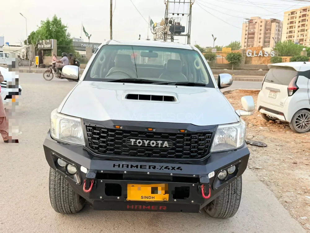 Toyota Hilux 2006 for Sale in Karachi Image-1