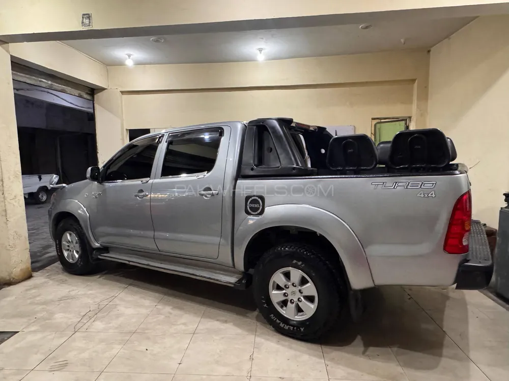 Toyota Hilux 2011 for Sale in Abbottabad Toyota Hilux 2011 for Sale in Abbottabad Image-8