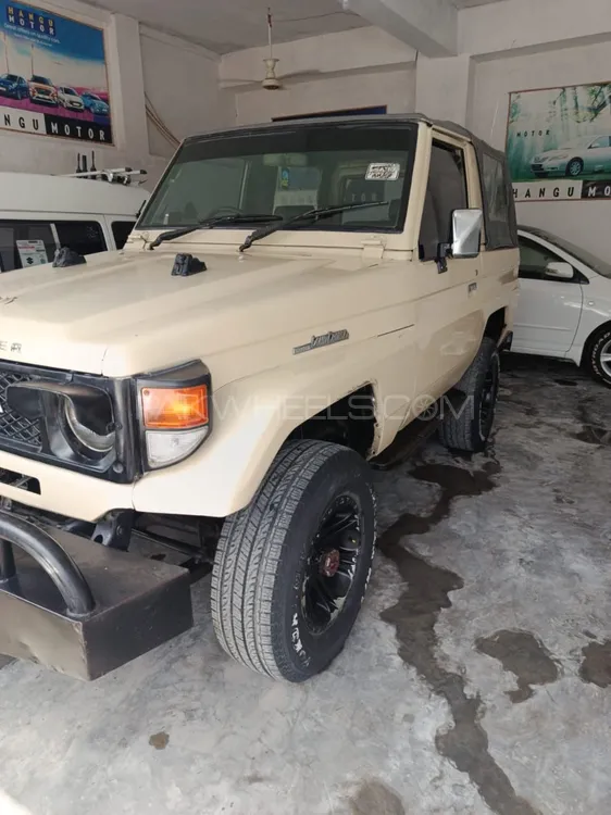 Toyota Land Cruiser 1986 for Sale in Hangu Image-1