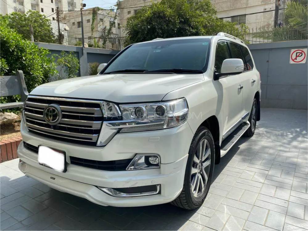Toyota Land Cruiser 2016 for Sale in Karachi Image-1