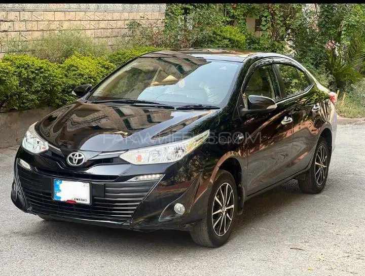 Toyota Yaris Sedan 2021 for Sale in Multan Image-1