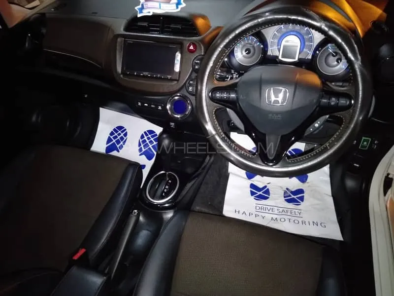 Honda Fit 2012 for Sale in Karachi Image-1