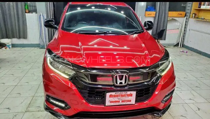 Honda Vezel 2018 for Sale in Lahore Image-1