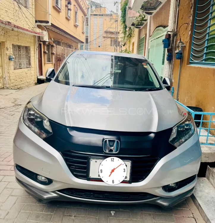 Honda Vezel 2014 for Sale in Rawalpindi Image-1