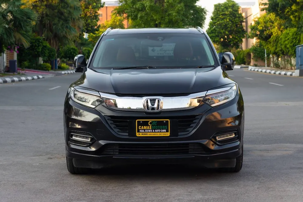 Honda Vezel 2018 for Sale in Islamabad Image-1