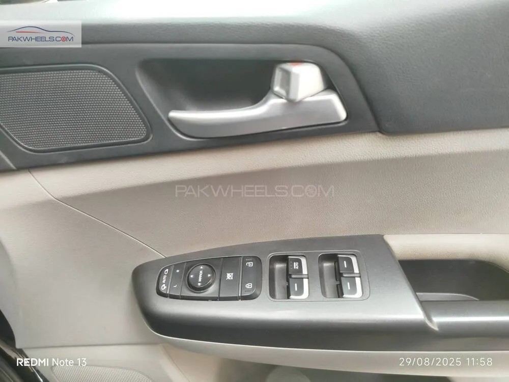 KIA Sportage 2024 for Sale in Faisalabad KIA Sportage 2024 for Sale in Faisalabad Image-12