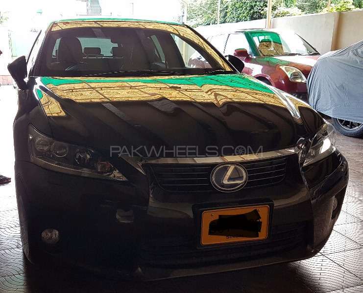 Lexus CT200h 2011 for Sale in Lahore Image-1