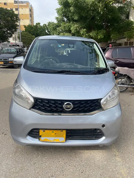 Nissan Dayz 2015 for Sale in Karachi Image-1