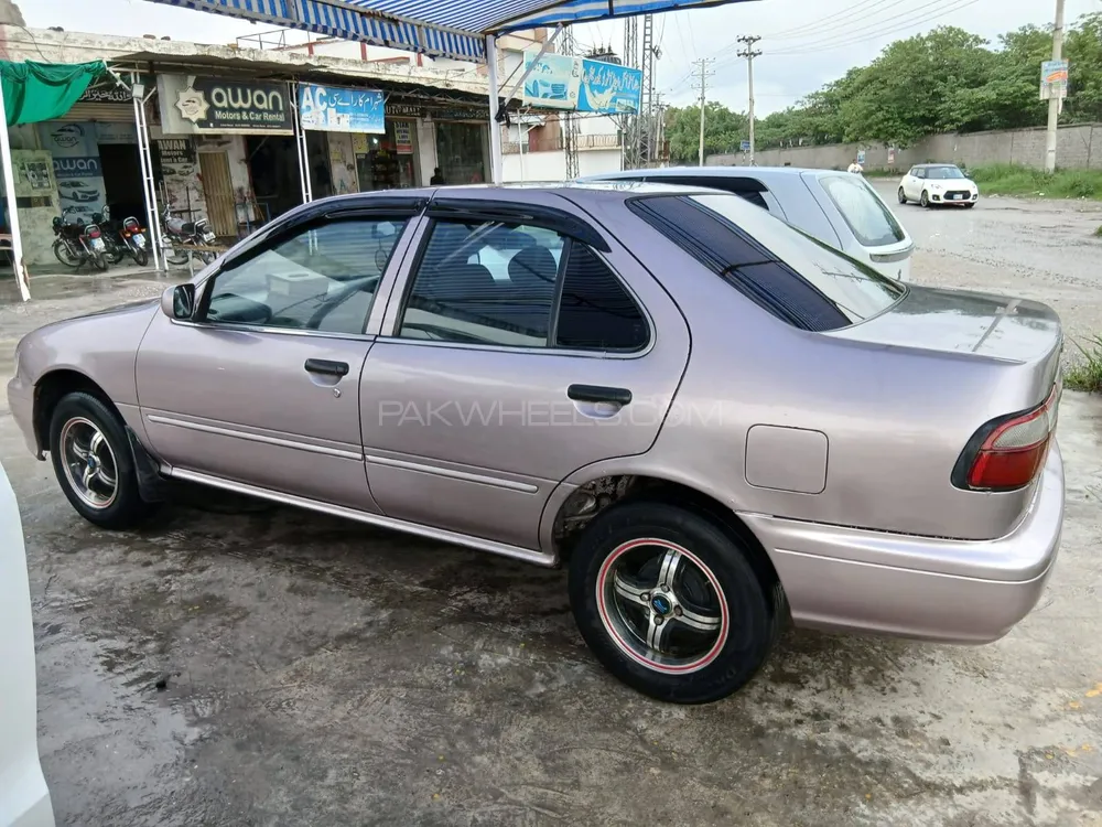 Nissan Sunny 2002 for Sale in Wah cantt Image-1
