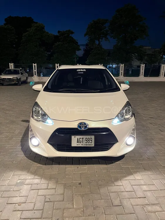 Toyota Aqua 2015 for Sale in Islamabad Image-1