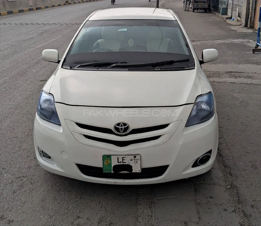 Toyota Belta 2006 for Sale in Lahore Image-1
