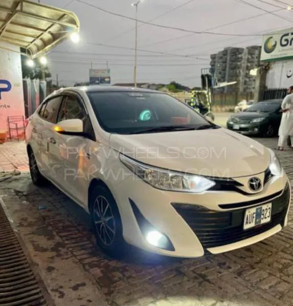 Toyota Corolla 2021 for Sale in Peshawar Image-1