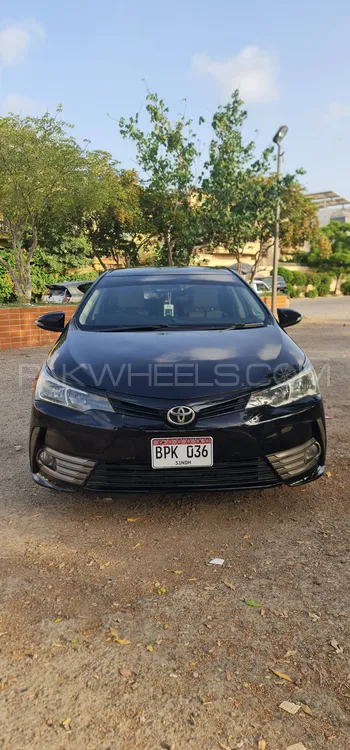 Toyota Corolla 2019 for Sale in Karachi Image-1