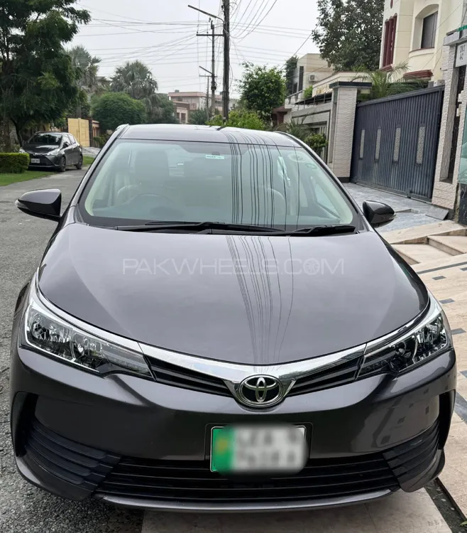 Toyota Corolla 2018 for Sale in Lahore Image-1